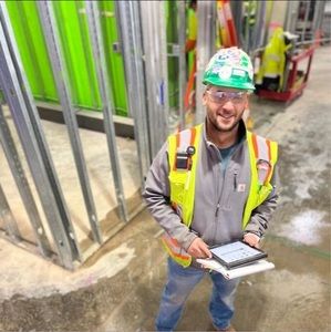 Meet your Posher, Max